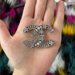 Silver Star and Pearl Brooch